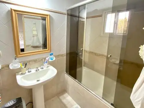 CASA en VENTA en Echeverria del Lago APTO CREDITO - Canning