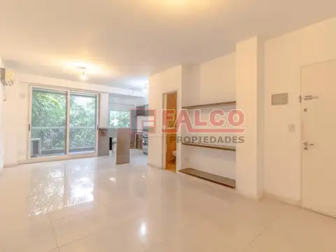 Moderno  2 ambientes con balcon a la calle en Centenera 800