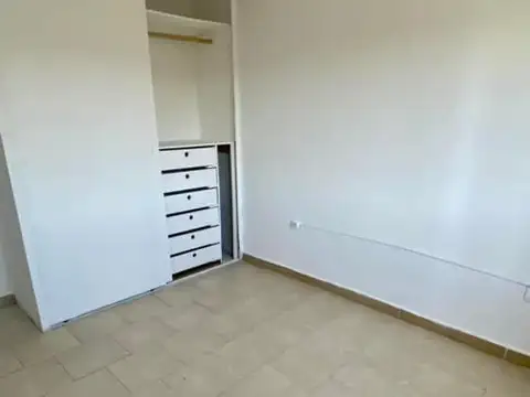 Departamento en Venta en Moron Sur, USD 39.000