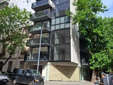 ALQUILER 2 ambientes con toilette, dormitorio en suite y gran balcón 54 m². Lleno de luz y sol. Colegiales