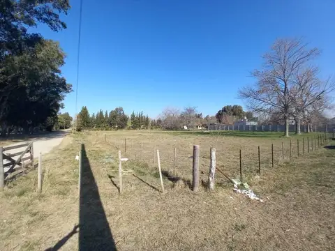 LOTE DE 40 METROS X 50 EN BERISSO. LOS TALAS