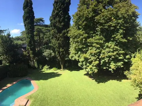 Venta Casa 6 amb jardin Pileta Acepta permuta