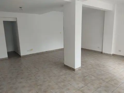 Local en Venta en Zona Centro, USD 120.000