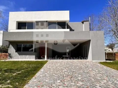 Casa En Venta En Fincas De Iraola