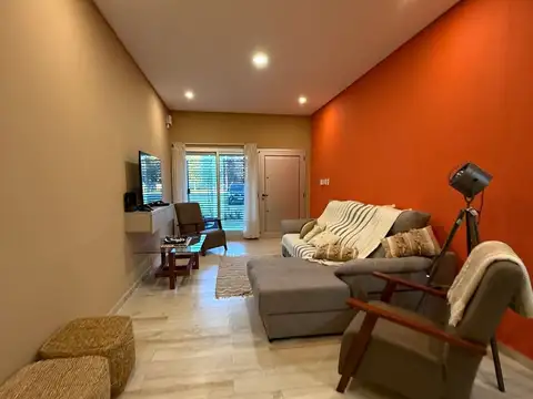 Casa en Alquiler en Don Carlos, $ 1.500.000