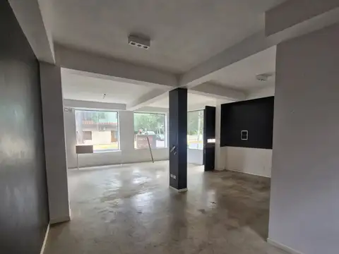 LA MEJOR ESQUINA COMERCIAL SOBRE LA CALLE DIEGO PALMA