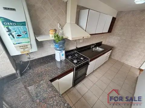 Departamento 3 Ambientes - Al Frente con Vista Abierta