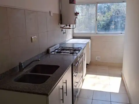 Venta departamento luminoso refaccionado a nuevo