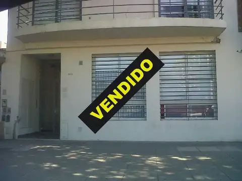 PH 2 AMB CON ESCRITORIO TIPO LOFT AL FRENTE