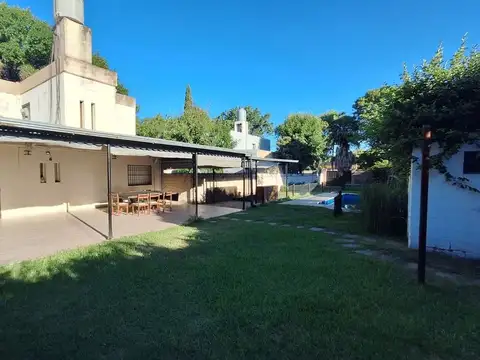 VENTA CASA 4 DORMITORIOS JARDÍN PILETA FISHERTON