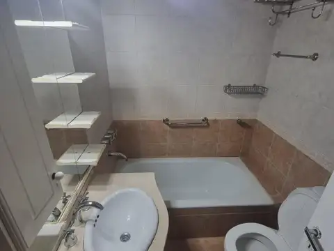 Departamento 3 ambientes con 2 baños