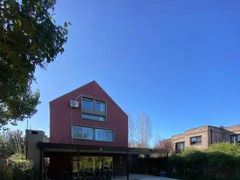 Casa en Alquiler Temporal de 3 dormitorios