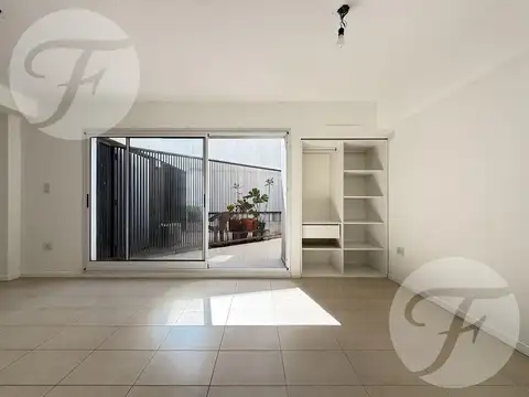 VENTA MONOAMBIENTE DIVISIBLE CON PATIO | ZEBALLOS 2400 | PARQUE INDEPENDENCIA - APTO PROFESIONAL
