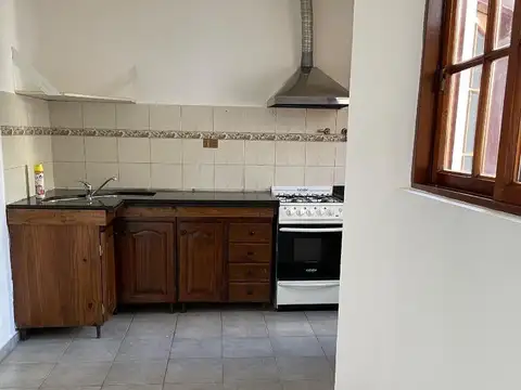 Depto Tipo Casa en Alquiler de 1 dormitorio