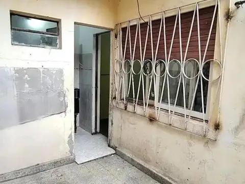 Depto Tipo Casa en Venta con 1 cocheras