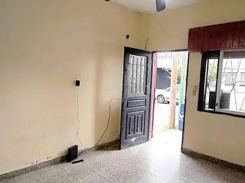 Oportunidad: PH de 2 Ambientes ¡Con Cochera incluida!