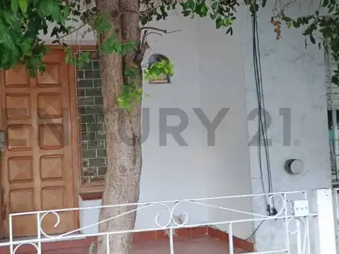 Navarro 800, Piso 0