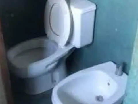 Casa en venta - 2 Dormitorios 2 Baños - City Bell