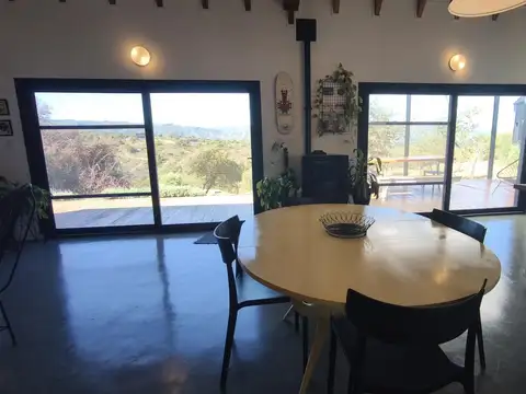 Casa ubicada en el barrio Tierras del Sauce - Villa General Belgrano