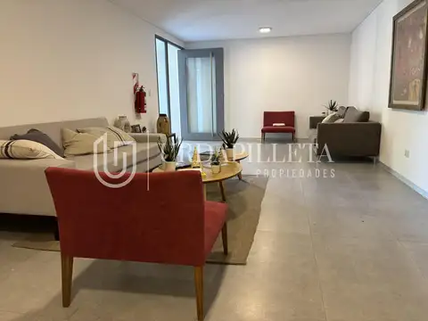 Oficina en venta en Pueblo Camaño - Pilar