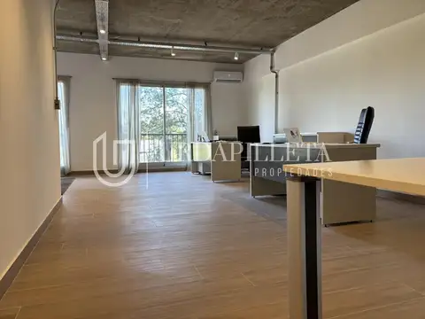 Oficina en Venta en Pilar, USD 129.000