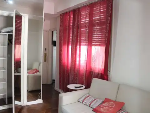 Pena 2200, Piso 3