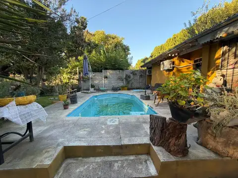 Casa en Venta con 1 cochera