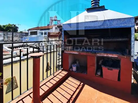 Luminoso PH con terraza propia Pq Chacabuco