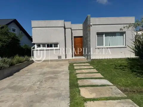 Casa en venta en La Cañada de Pilar, Los Arces