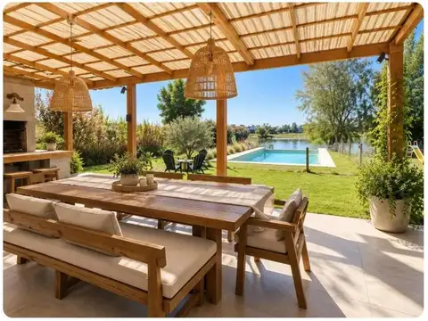 Casa 4 ambientes con 2 baños