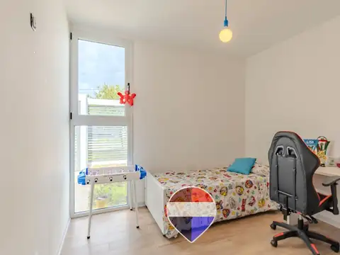 Casa 5 ambientes con 2 baños