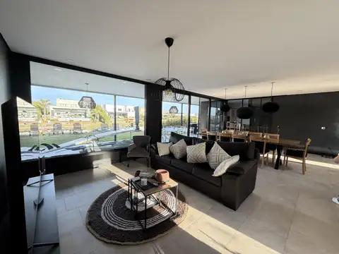 Casa en Venta 3 Dormitorios en Ceibos, Puertos | Laguna, piscina infinita y muelle propio