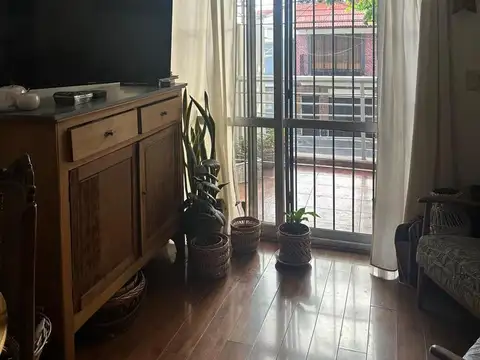 Impecable Dúplex 2 Ambientes con parrilla propia