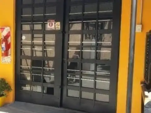 Galpon en Venta en Ciudad De Tigre, USD 210.000