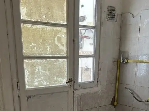 LOCAL  CON VIVIENDA EN VILLA CRESPO