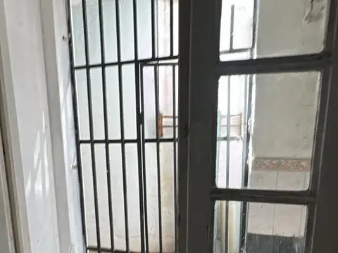 LOCAL  CON VIVIENDA EN VILLA CRESPO