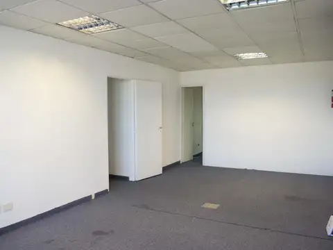 Oficina 2 ambientes con 2 baños