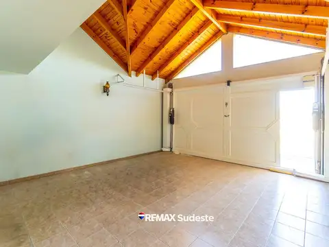 Venta casa 4 dormitorios APTO CREDITO