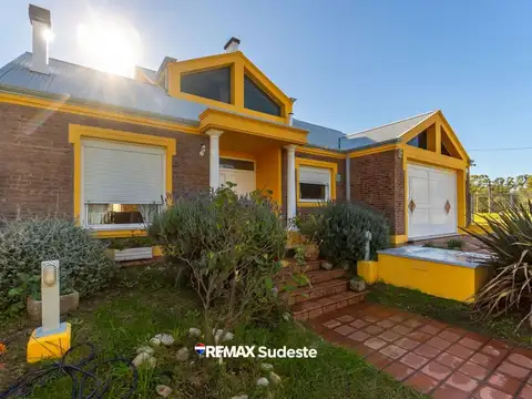Casa en Venta en Bahía Blanca, USD 258.000