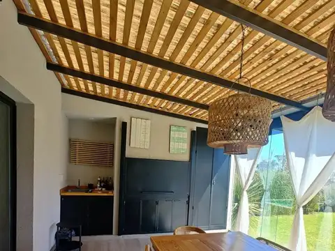 CASA EN ALQUILER EN SANTA LUCIA - PILAR DEL ESTE