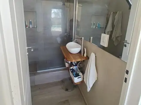 Casa en Alquiler Temporal con 3 cocheras