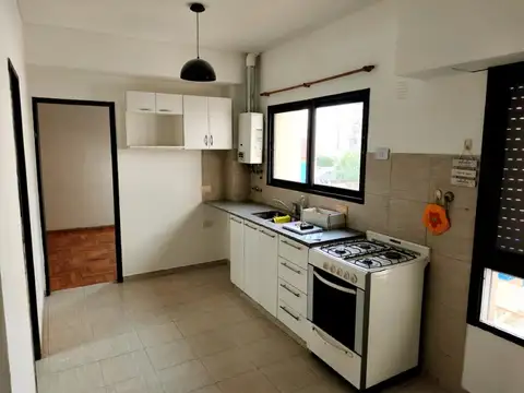 SAN MARTIN 900, Piso 5