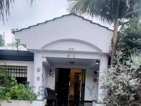 CASA EN VENTA EN CERRO DE LAS ROSAS