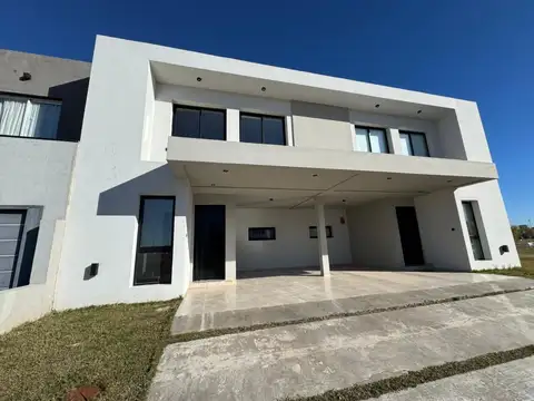 Duplex en alquiler 3 dormitorios Solares de Manantiales