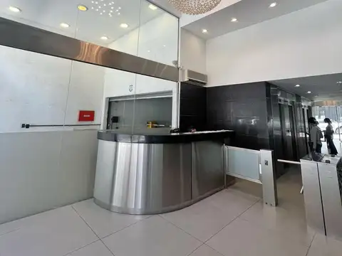 Oficina en Venta con 1 cochera