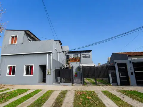 PH EN VENTA TURDERA 3 AMBIENTES CON PATIO
