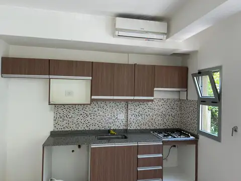 Departamento en Alquiler en San Cristobal, $ 600.000