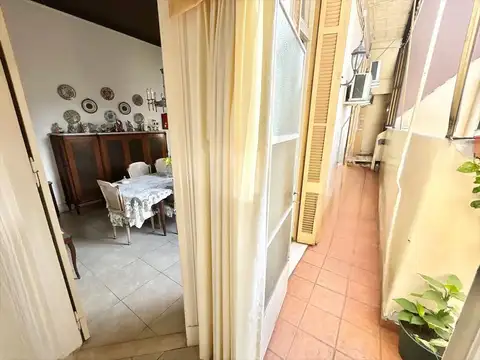 Depto Tipo Casa en Venta 50 años