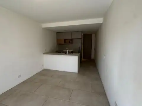 Monoambiente en alquier - Balcón con parrilla - Colegailes