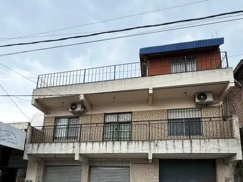 PROPIEDAD EN VENTA LOCALES Y DEPARTAMENTOS EN BLOCK